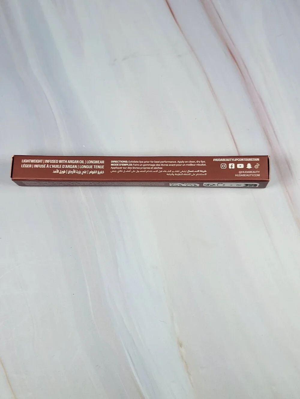 Huda Beauty Lip Contour Stain for 12-Hour Wear BNIB